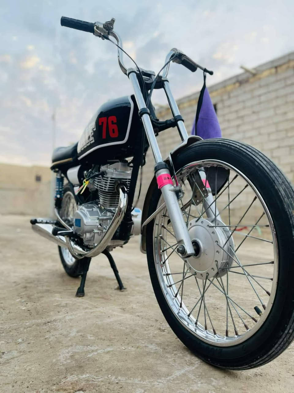 مابعد السلام..... 
 
نامه اصلي 23 (كلك) فقط ولفات مبدل+ويل امامي يرادله تصفيه شويه نضافه فول شلعه تخبل 
سعر 450  بيها مجال قليل 🤏 كلشش 
مكاني ديوانيه سومر بلفاضليه. 

خاص+***********
