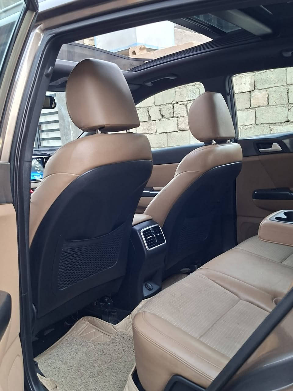 كياسبورتج 2017 خليجي
سياره جديده بل كارتون على وضع شركه 

بصمات2 وياها 

مكفوله كفاله عامه من كلشي 

سياره فول مواصفات 1/1 معروفه شكل جديد

رقم اربيل بسمي تحويل ثاني يوم 

مواصفات بنرامه بصمه خزن ميموري كشنين كهرباء خزن ميموري داخل بيجي

سياره مال جناي الف مذب عليها

تخم تاير جديد صدر جديد 

سياره فول معروفه مواصفاته 

سياره مكفوله كفاله عامه حته دعاميات 

داخله بعدى على وضع شركه 

كشر موس بلعافيه عل ياخذه 

سياره كله على وضع شركه 

عنوان بغداد ابي غريب

السعر 180 وبيها مجال
***********
