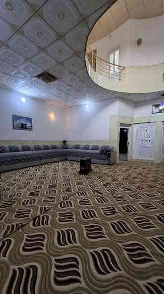 👇عربي ،کوردی👇
بيت طابق و بيتونة فول مواصفات قليل مستخدم طابو صرف في أربيل للبيع 
مساحة 250 متر 
يتكون بيت بيها/كراج سيارة 
استقبال. مطبخ حار و بارد. صالة. غورفتين نوم. مجموعة صحيات 
بيتونة.بيها دكتات مال مبريدة جاهيزة ،كل سقوف الثانوية 
بيها سبليتين +تخم كاونتر+ تخم قنفة حرف L +مافور +مبريدة ... ويال البيت 
سعر رايدين 870 وةرقة بي مجال 
عنوان 📍 أربيل حي بنصلاوة قريب التون سيتي 
الاستفسار تواصل على رقم 
0750,497,3000 واتساب و فايبر 
  ********************************
کوردی👇
خانوو بۆ فرۆشتن یەک قات و بەیتونە تاپۆیە فول مواسفات کەم بەکارھاتووە زۆر خاوێن ڕووبەری 250 مترە 
پێکهاتووە لە.گەراجی ئۆتۆمۆبیل ،ژووری میوان ،چێشتخانەی سارد و گەرم ،هۆڵ داخیلی ،دوو ژووری نوستن ،حمام و توالێت ، بەیتونە 
تاخم کەوەنتەر و تاخم قەنەفەی حەرف ئێڵ و دوو سبلیت و مافوور و مەبەریدە 
لەگەڵ خانوەکەیە.
نرخی 870 وەرەقە و مەجال 
ناونیشان 📍 هەولێر بنەسڵاوە نزیک ئاڵتون سیتی 
بۆ زیاتر زانیاری 0750,497,3000 واتساپ و ڤایبەر أربيل
