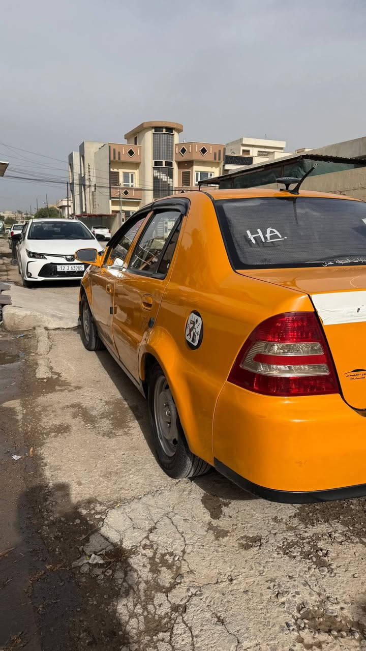 السلام عليكم
سيارة سيكي ٢٠١٢ 
كير محرك شرط كورولا 
كهربائيات كلها شغالة 
تبريد شغال 
رقم جديد 
هيئة غرامات صفر 
الشرعي موجود بالموصل شرط التحويل فقط 
السعر 41$ وبيها مجال 
رقم الهاتف ***********
