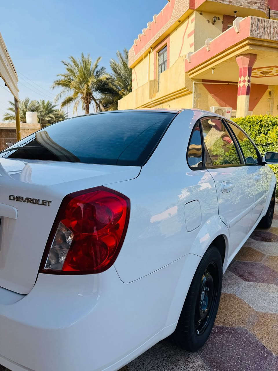 السلام عليكم
أوبتر 2014 خليجي رقم سليميانيه 
مكفوله كفاله عامه حتى الدعاميات 
ماشيه 100 كيلو متر حقيقي سياره ع وضع الشركه سبير مانازل تحويل ثاني يوم 
السعر 108 وبيها مجال قليل 
مكان السياره الانبار الرمادي 
رقم الهاتف: ***********
