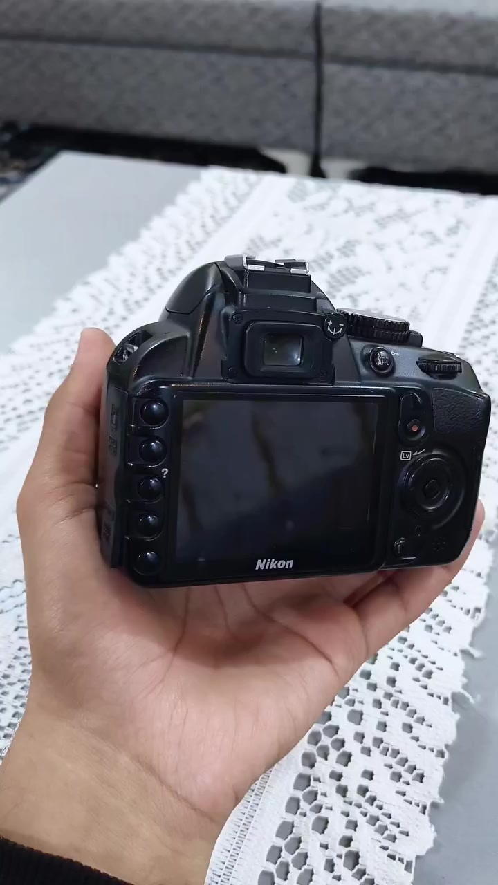 كامره نيكون للبيع او مراوس بتليفون او درون 
#الجميع


**إذا كنت صاحب هذا الإعلان وتريد حذفه لأي سبب، رجاءا أرسل رسالة إلى الدعم الفني**
