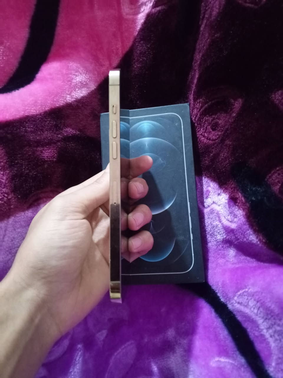 ايفون 12 برو ماكس نضافة 80%
كارتون وياه بدون كيبل بطارية 73 فول ما مبدل بي شي فقط الظهر مكسور والشاشة شوية تلمس اعتقد واير شاشة 
السعر 300 بي مجال مكاني البصرة ياسين خريبط


**إذا كنت صاحب هذا الإعلان وتريد حذفه لأي سبب، رجاءا أرسل رسالة إلى الدعم الفني**