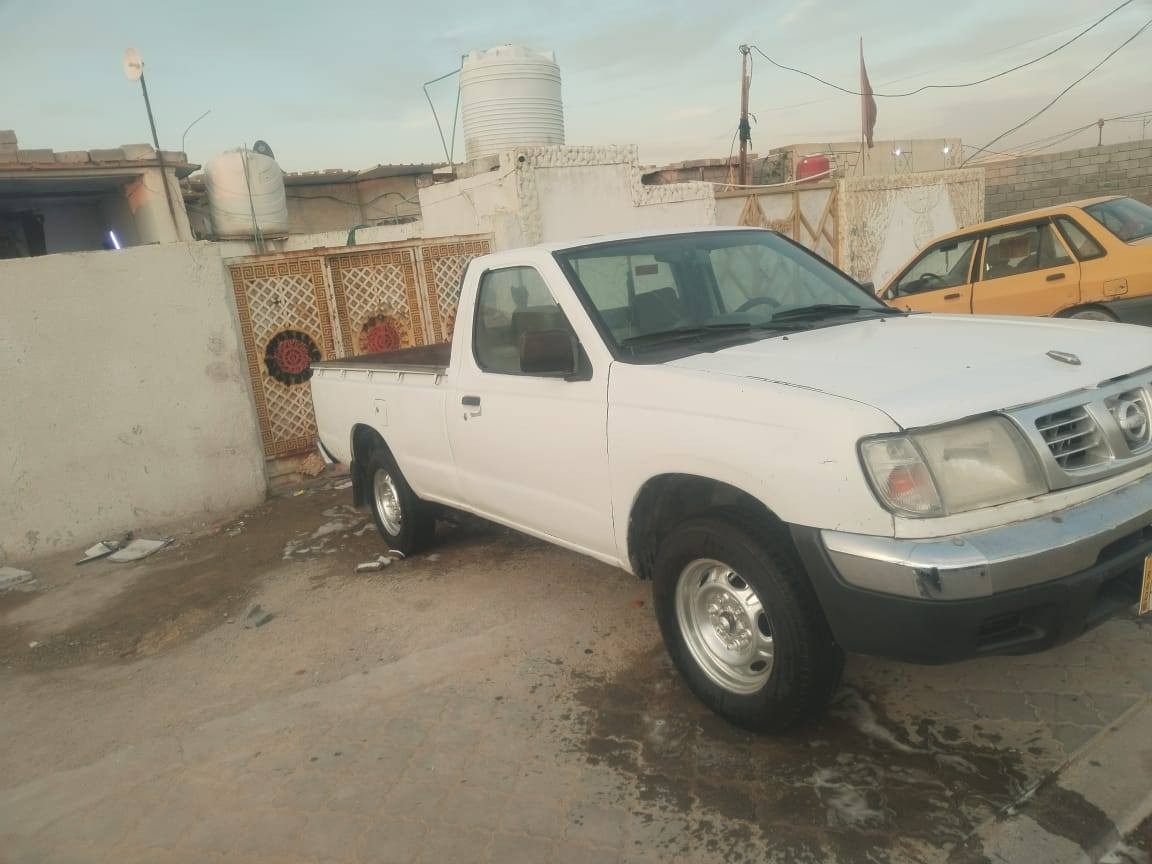 ام عليكم نيسان موديل 2002  البدي 5 حلقات  رقم بغداد الماني مكفوله من الكص ونقل مكينه 2400كير عادي كفاله تمامه حداديه جديده كهربائيّات كلها شغاله تخم تاير جديد السعر 50 بي مجال العنوان البصره الزبير الرقم  ***********
