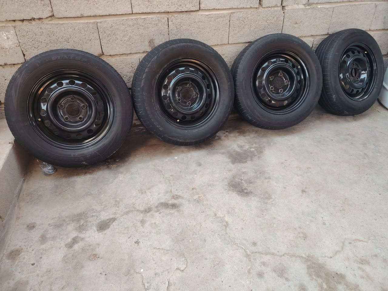 ياالله
العنوان بصره لزبير  *********** 
***********  تخم وياله كامل هو وتايراته جديدحجم15 مال انتره يرهم مال محور 
السعر 150وبي مجال
