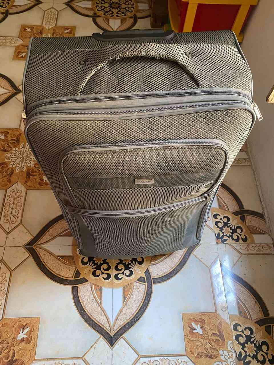 جنطه سفر للبيع حجم كبير ٩٠*٦٠ سعره ٣٠ الف


**إذا كنت صاحب هذا الإعلان وتريد حذفه لأي سبب، رجاءا أرسل رسالة إلى الدعم الفني**
