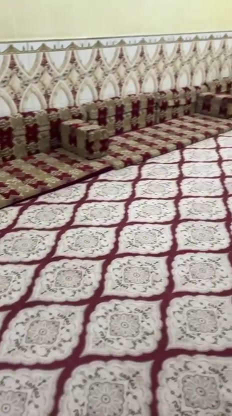 ديون للبيع، 140 وبيه مجال
،حصيره الحمره طول 8 عرض 3 سعرها 40
حصيره ثانيه طول 6 وعرض 3 ب30
عارضت جبس  ع 15 الوحده
كلهن بيهن مجال مكان سوق الشيوخ الحسائيه


**إذا كنت صاحب هذا الإعلان وتريد حذفه لأي سبب، رجاءا أرسل رسالة إلى الدعم الفني**