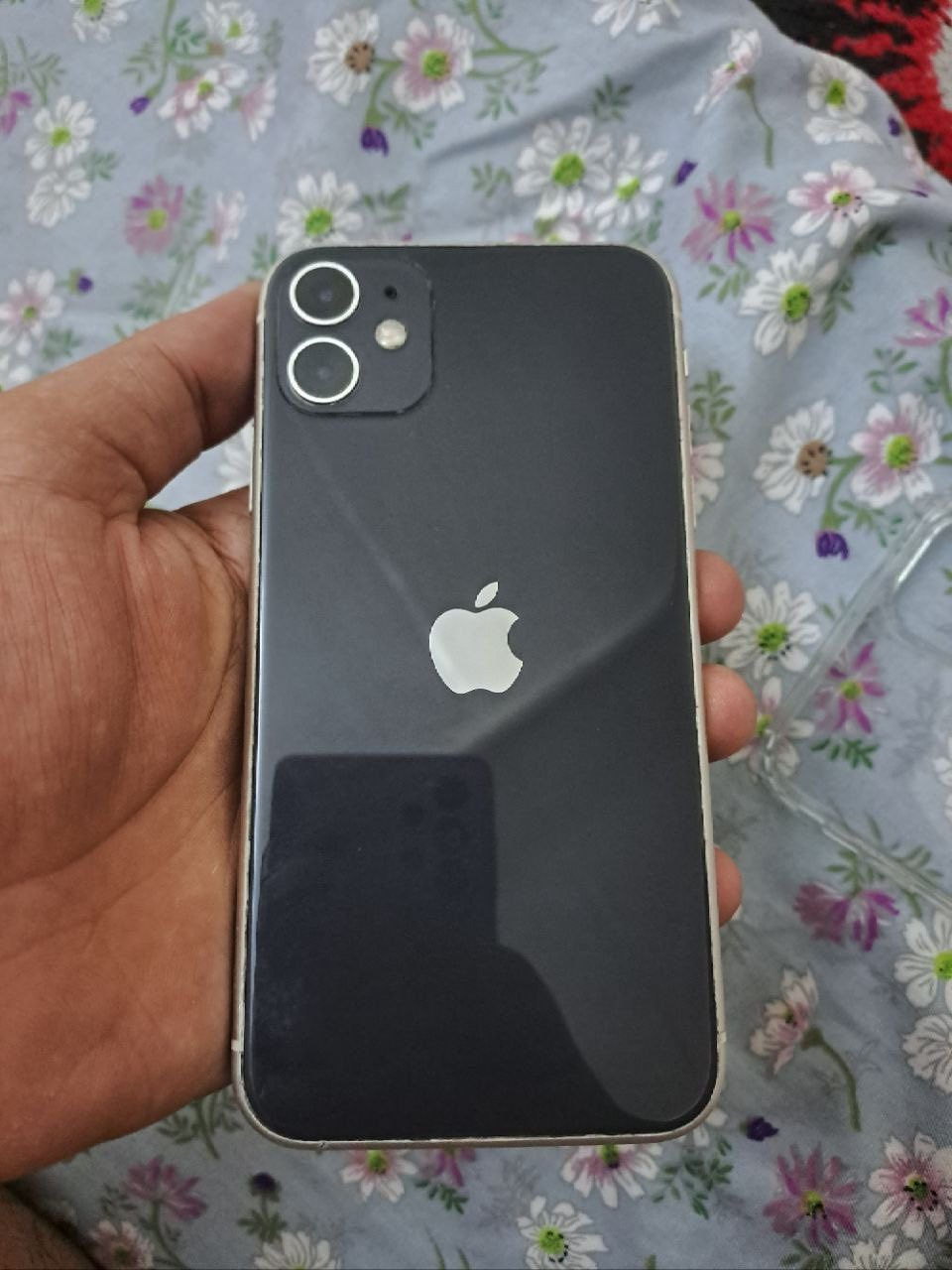 11 عادي 
128 مبدل بطاريه وشاشه نوعيات ممتازه
مراوس باي جهاز شعندك نزل
المكان بغداد


**إذا كنت صاحب هذا الإعلان وتريد حذفه لأي سبب، رجاءا أرسل رسالة إلى الدعم الفني**