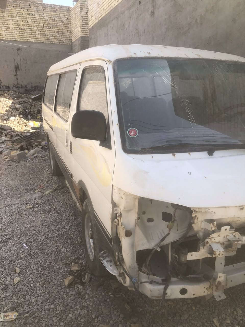 سلام وعليكم سيارة فتون موصليه للبيع مديل ١٤ بغداد العبيدي ***********عوزهه ترتيب مكينه جديدة كير واكسل مكفولات تخم تاير جديد نقص دعاميات وشباك امامي
