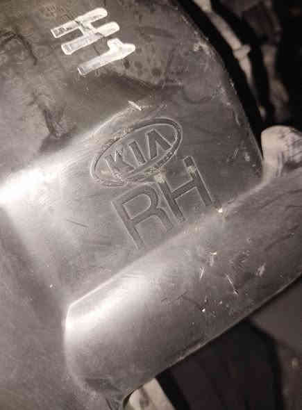 السلام عليكم ...                        
لايت موهافي جهة اليمين فقط. 
للاستفسار :- بغداد/كراج الخالدي  ساحة الطيران / الشارع العريض 
ابو علي / ***********
