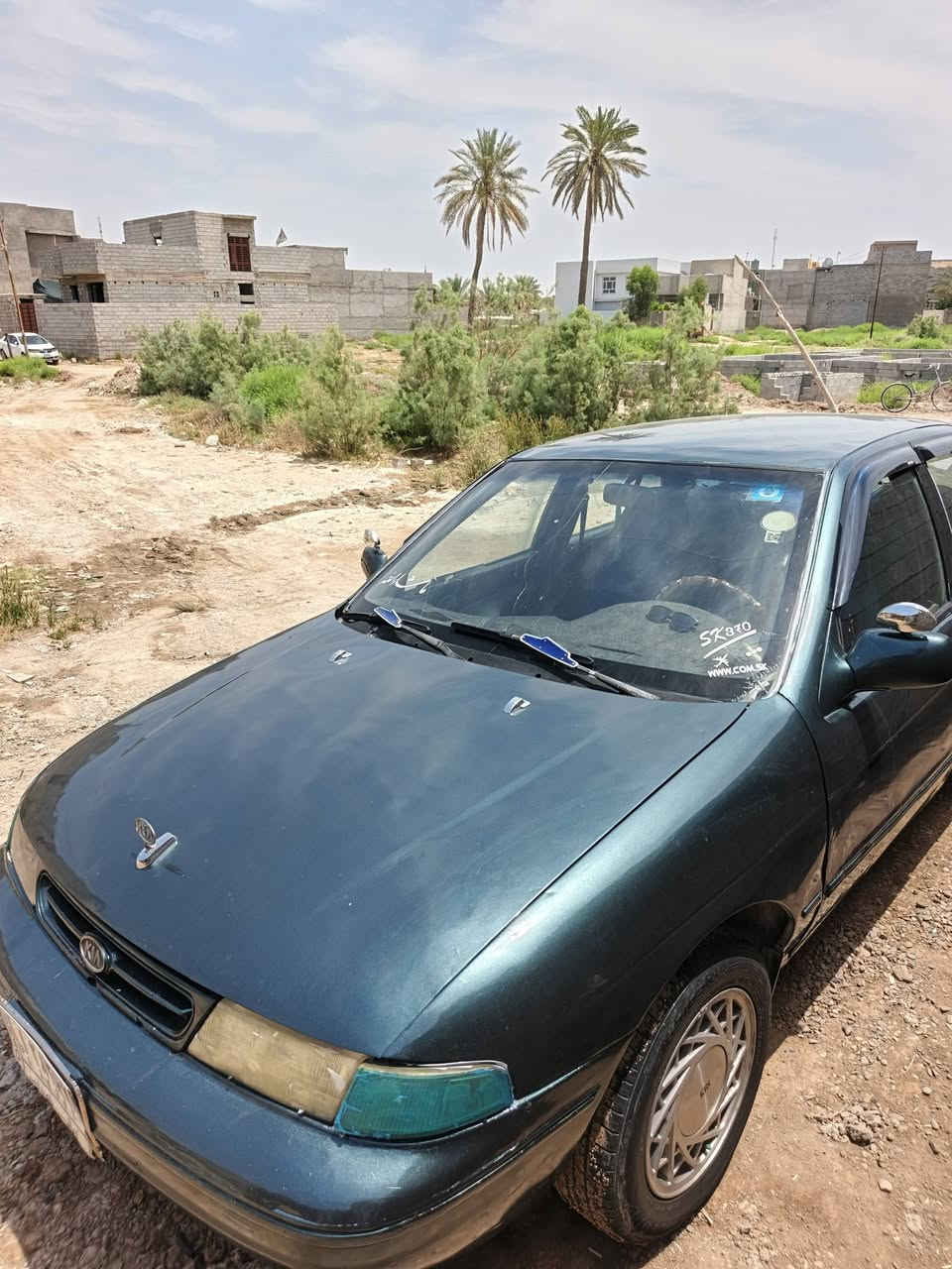 السلام عليكم كيا سيفيا للبيع موديل ٩٣سياره خيرمن الله معمره جديد مصبوغه عام لجماليه لاضربه ولا خياس السنويه ل٢٧تحويل 
مباشر  السعر٢٥  مكان ديالى الخالص رقم ***********
