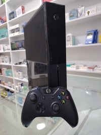 إكس بوكس وان فات (Xbox One Fat) متوفر بنظافة وجودة عالية وجاهز للعب مو...