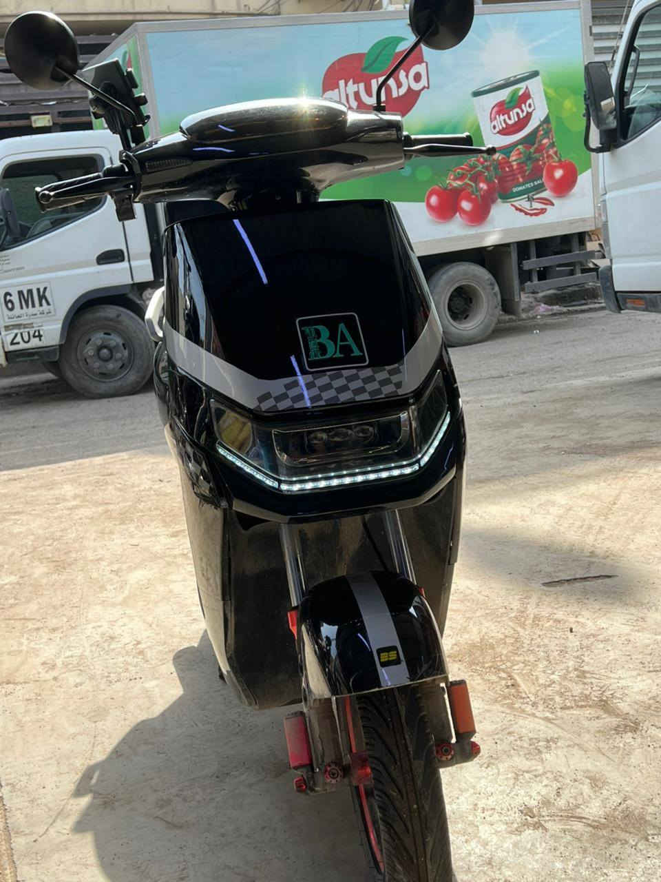 السلام عليكم .
دراجة شحن للبيع بطاريات كبار عدد 6 جديدات لايت عالي ناصي زنون نظام بك رجوع للخلف مثبت سرعة 3 سرع ومواصفات كاملة ......
دراجة كاملة بطارية شحن انارة كلشي جديد وشغال كاملة للبيع السعر 700,000 وبيهة مجال مكاني الدورة الطعمة .


**إذا كنت صاحب هذا الإعلان وتريد حذفه لأي سبب، رجاءا أرسل رسالة إلى الدعم الفني**