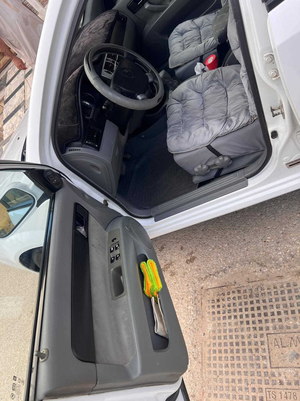 اوبترا 2012كفاله عامه مكينه وكير حاويه قبل شهرين شادهن تبريد باسمي سنويه ل2030هزه جديده مكانها ناصريه المركز السعر 88 وبيها مجال قليل مكلف بالنشر صاحب السياره ***********
