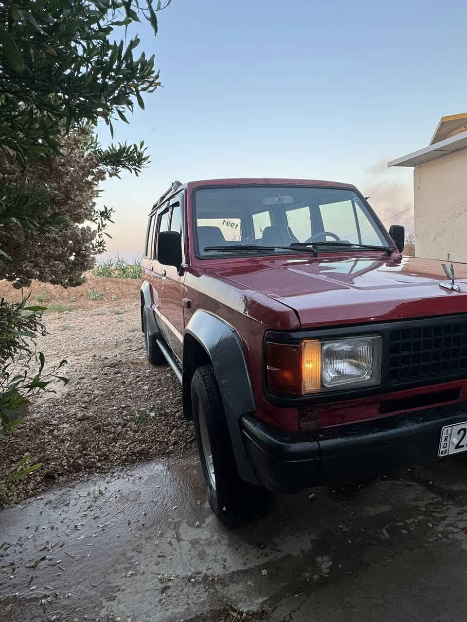 السلام عليكم ايسوزو البيع
موديل 1991
سيارة بلاديه شرط كير و محرك 
و أكسل وشاصي شرط
صدّر أمامي و خلفي جديد سيارة مآبي اي عيب
رقم سنويه جديد /٢٠٣١ هزه جديد 
سيارة بسمي التحويل مباشر
مكان سيارة أربيل رقم الهاتف ***********
***********/سعر $٤٦

