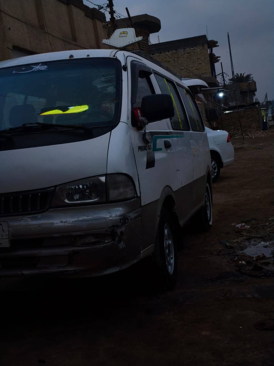 (للبيع) بريجو موديل 1998 السياره خير من الله (كير واكسل ومكينه مكفولات)شواصي مكفولات الكشر شوفة عينك للاستفسار الاتصال علئ الرقم (***********) ما متواجد عالفيس
