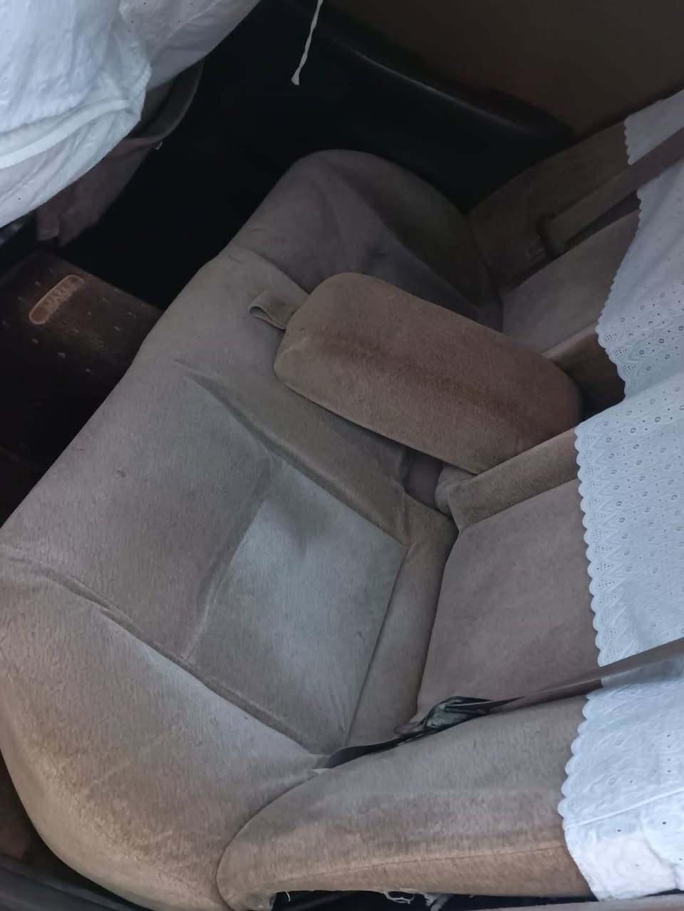 السلام عليكم مارك نفخ للبيع مديل 93 رقم بصره سنويه بعده مامنتيه مكفوله من كص نقل جثه ضربه حداديه طوبه تخم تاير جديد كهربائيات كلها شغاله مكينه وكير ثنين ونص كارتون السياره احلى من الصوره تخبل مكان السياره البصره ابي الخصيب السعر 69 وبيها مجال الهاتف ***********
