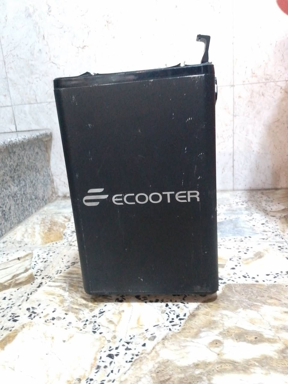 دراجه شحن كوريا للبيع بطاريه ليثيوم معه الشاحن مكاني بغداد الغزاليه سعرها 900 وبيها مجال الرقم للاستفسار/ ***********
