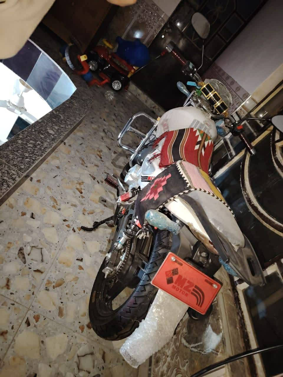 سلام عليكم دراجه mz محرك 200 موديل 2024 استفسار ***********
