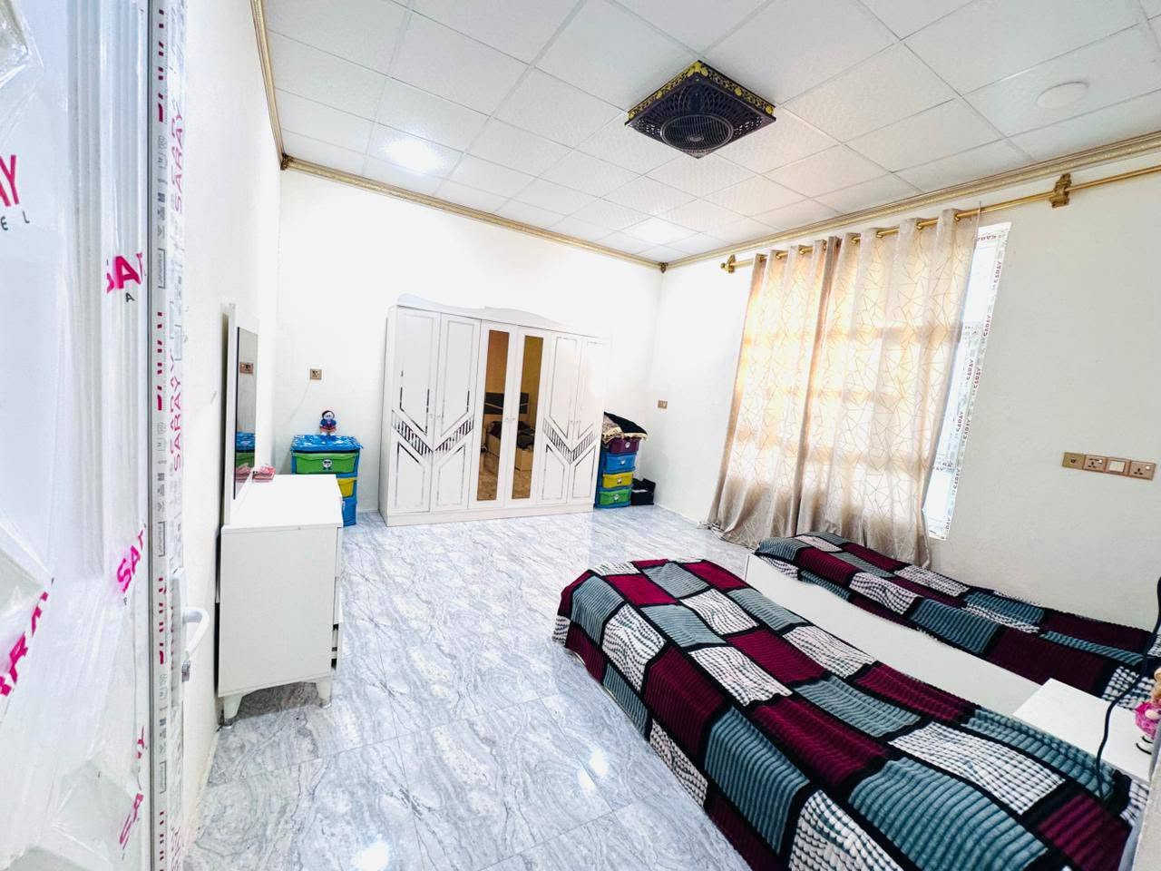 بسم الله .. 🏠دار للبيع دور الزراعه🏡 الثانيه 270 متر..📄  طابو زراعي سند 25 .📃. بناء حديث. كافة الخدمات موجوده .. 4غرف استقبال صالات 2 صحيات داخليه و خارجيه. . السعر 225 وبي مجال للاستفسار الاتصال☎️ ***********

