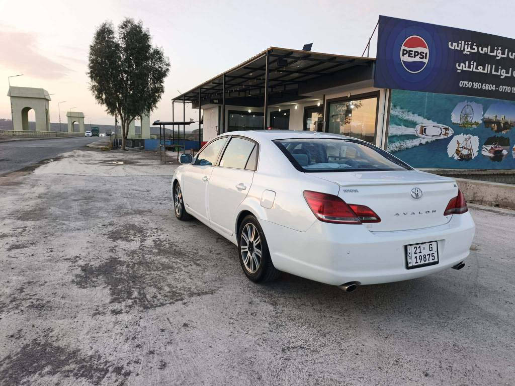 بسم الله الرحمن الرحيم
ئە ڤەلۆن مۆدێل 2009 کە نەدی  تەنها یە ک پارچە ی پەمپە بێ ناو گێر و مە کینە ی بە شەرت  سەوتی دیجیتاڵی هەیە سەنەوی تا 29  ژم *********** دخان, السليمانية
