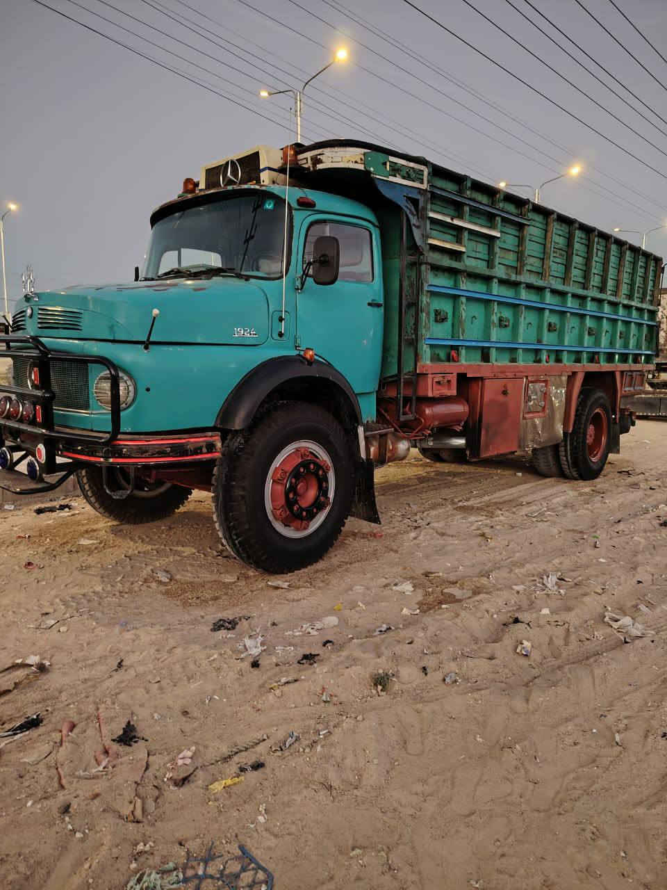 سلام عليكم قجم البيع رقم بغداد، نكليزي شرط مداور   شاصي مكفول تك  اصل ماملعوب بيه  خام،، قماره  بيه بخات صبغ محرك جديد لا تبخير ولا تنقيص كير 25 جديد
(***********.) ***********
