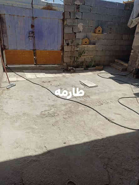 السلام عليكم بيت 100م للبيع رباط كونكريت ارتفاع 3متر سقف سندويج البيت علنص ماكامل مكان خلف جامعة كربلاء حي الشكر بصف حي تلعفر السعر 18 عقد 35 مسجل يم المختار ***********
