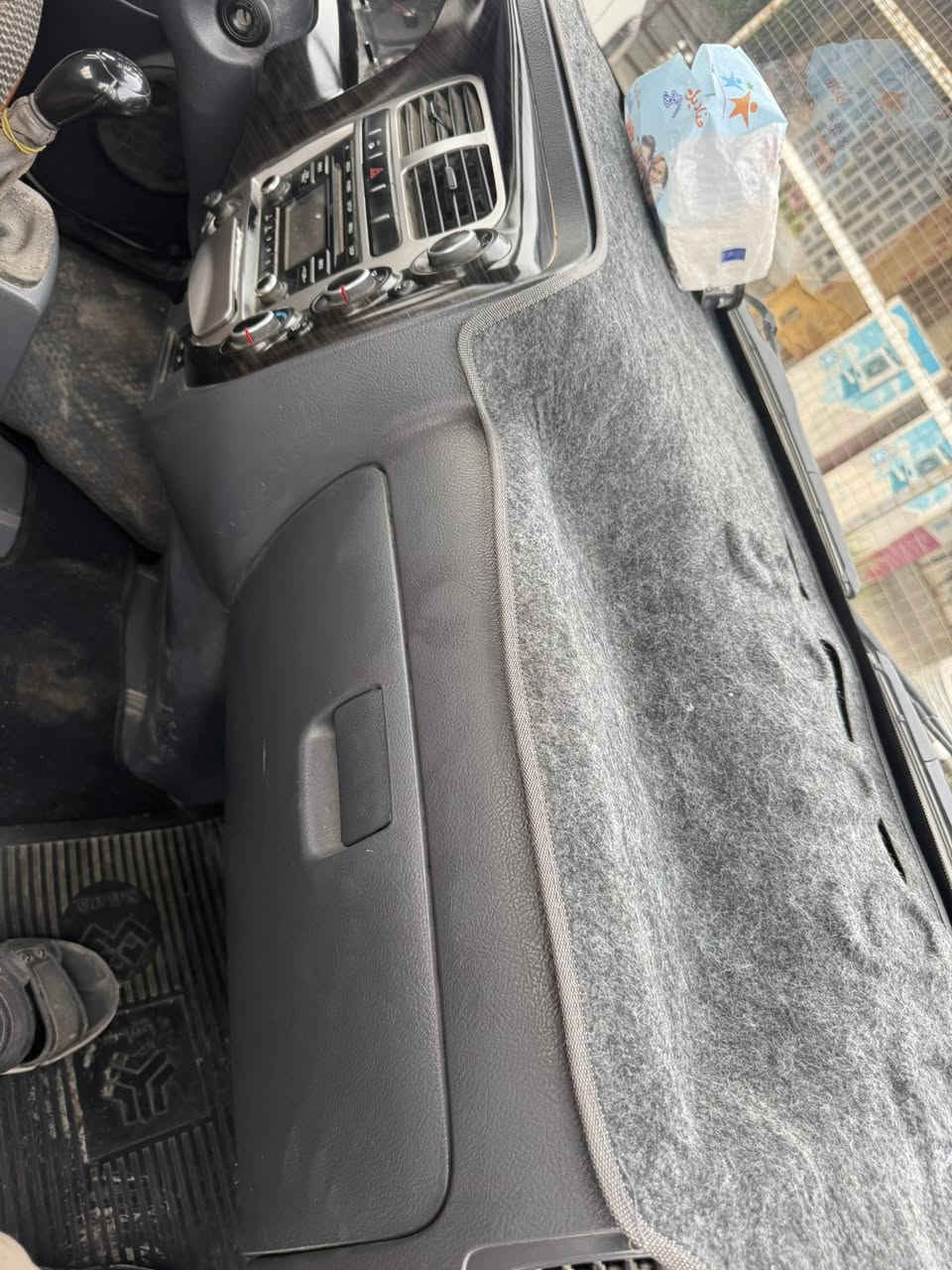 السلام عليكم سياره عموشه موديل 2019 سياره محرك مفتوح وباب السايق بيه صبغ نص منه والباقي كفاله تروح تأخذ سونار  رقم بغداد سعر 125مكاني بغداد تاجي قرية عواد الحسين رقم الهاتف ***********
