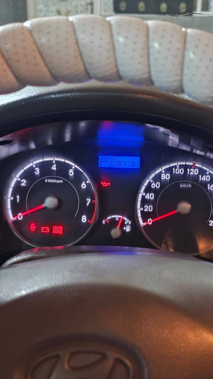 للبيع اكسنت مقدس موديل 2011خليجي بيهه بس بنيد مبدل بسمي مكاني بغداد بسمايه السعر 115وبيهه مجال ***********
