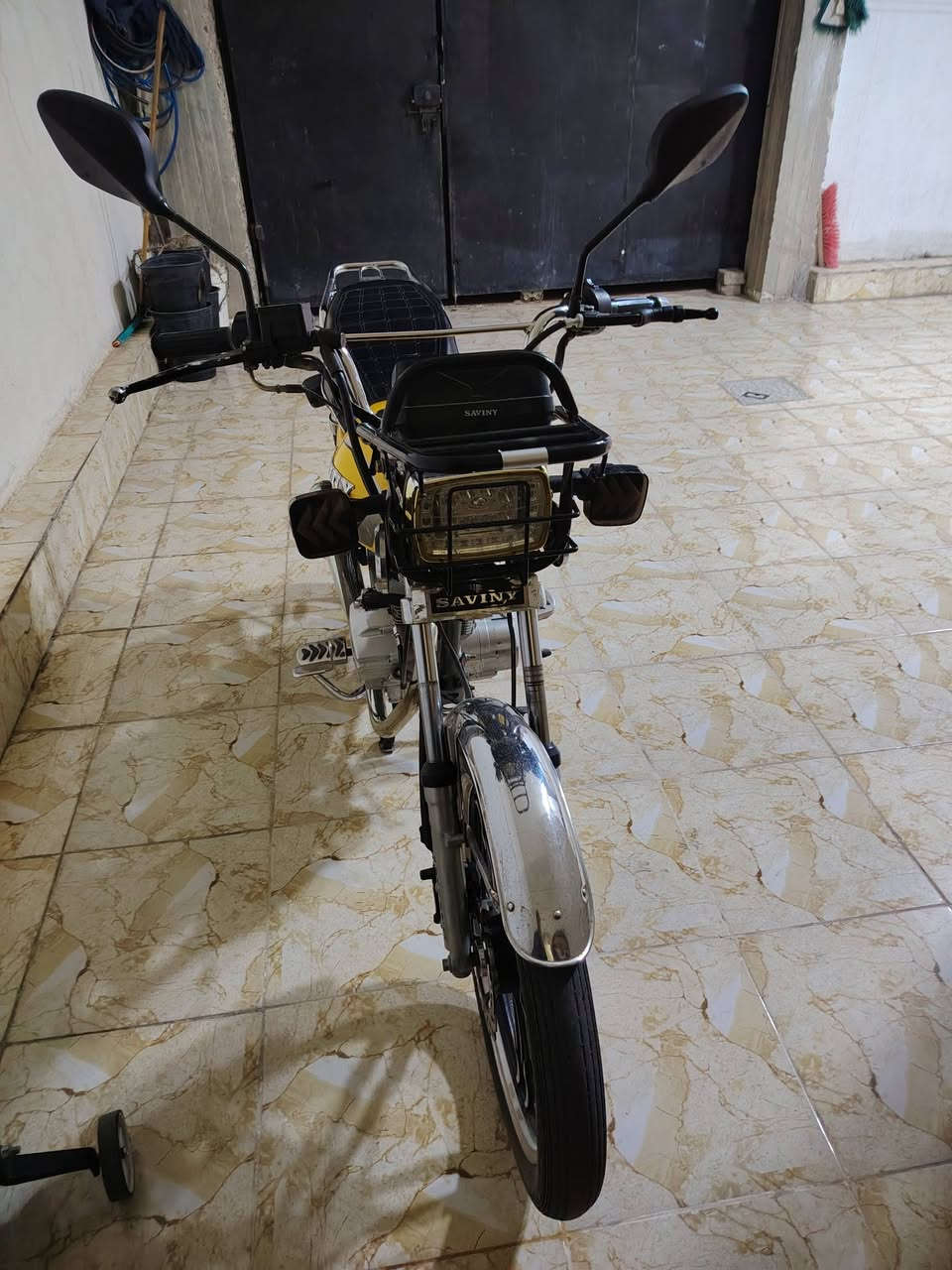 ماطور إيراني موديل 23 السعر ٦٥٠ وبي مجال بسيط. للأستفسار الاتصال على الرقم ***********.
مكان الرمادي التأميم
