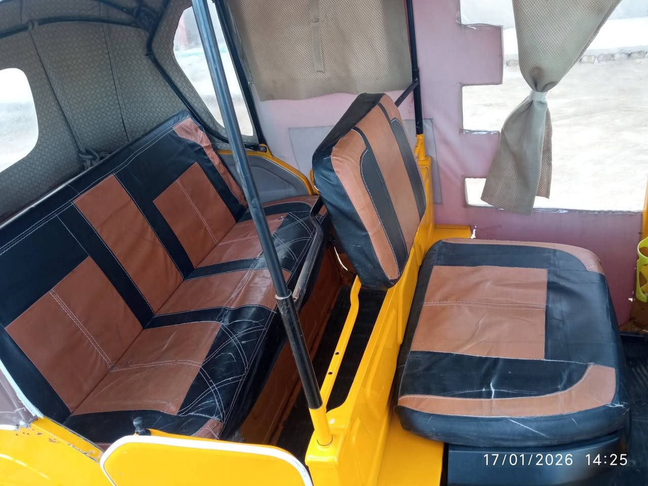 للبيع ٢١ رقم بابل انكليزي مكينه مفتوحه السعر ٦٧٠٠ وبيه مجال مكاني القاسم.***********
