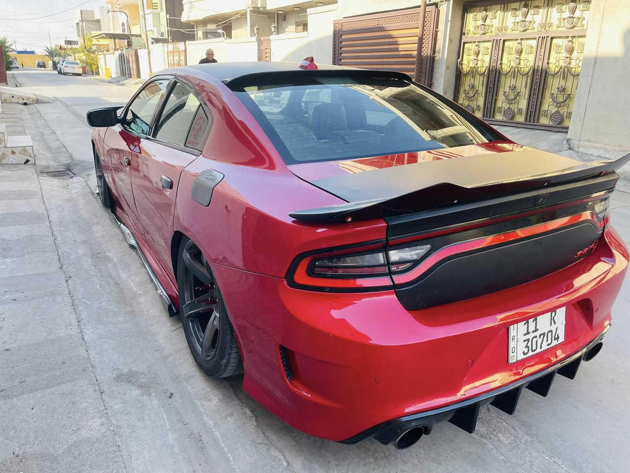 سلام عليكم 
دوج جارجر سكات باك 6400
موديل 2015 فول عده فتحه 
سياره متعوب عليه ومعدله بلكامل وماداخله استعراضات 
ماشيه 67im
الاضافات تعديل ع محرك برمجه يم الوحش مصطفى ايكل
جكات نوعيه ممتازه ستيرن RPM سقف روز رايز لدات متغيره فجوج برمبو 6بستم وهواي اضافات ماذاكرهن صاحب مصلحه راح يعرف ويفهم شنو الاضافات العليه 
ضرر السياره 3 قطع بدون دواخل 
مكان السياره كركوك
وتس فقط ***********
مبايل***********
