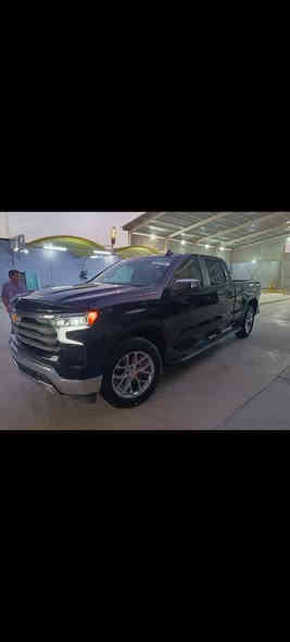 للبيع او مراوس  سلفرادو موديل 2024 فئة LT تفاصيلها كالاتي :
- محرك 2.7 توين توربو غني عن التعريف شلعةً موطبيعية صاروخ واقتصادي وعملي جداً
- بچم الـ LT لايت فول زينون عالي وناصي وليد 
- ويل كب حجم 20 جمالية ورزانة بالمشي 
- شاشات كبيرة وسطية ودشبول ديجيتال مال تاهو 
- تطعيم صاجات وفورميكا ملكي انيق جدا
- فول تحكمات ستيرن أوامر صوتية كروز سرعة دركة ستيرن جلد خياط يجي بالـ LT وفوك 
- رادار حراري داتا شو يميز مرور بشر او سيارة او حيوان مع اوتو ستوب وخروج عن المسار وقيادة ذاتية مع ابل كار بلي واير ليس ووظائف متعددة
- كشن كهرباء تدفئة بالكشن منافذ تايب سي 
- تبريد شاشة مناخين منفصلة 
- بصمة ابواب وتشغيل وتشغيل عن بعد
- باب البودي تفتح كهرباء 
- غلاف بودي نوعية فاخرة بلادي من الشركة
- لانه 2 ويل شلعة صاروخ واقتصادية بالبانزين
- بعد مواصفات هواية يطيل ذكرها 
- حادث السيارة بنيد مبدل بلادي بدون صبغ 
- ميكانيك وكهربائيات كفالة عامة مطلقة
- دخول جديد  
- رقم فحص *********** مكان بغداد حي الجهاد السعر ٢٦٠
