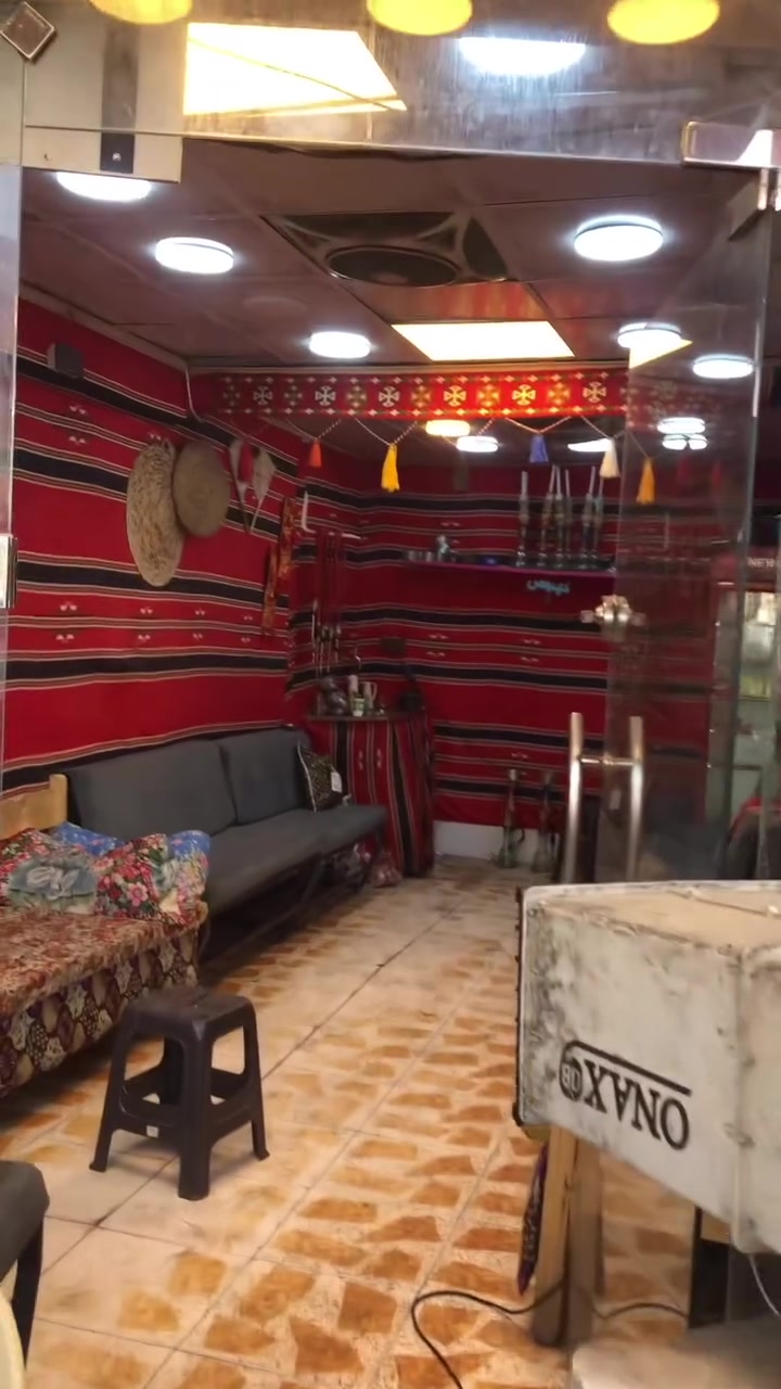 محل جاي خانه للبيع تطلوعه معه كافت الغراض
مكان كربلاء مجاور صيطره المخيم السعر و اجار المحل خاص للستفسار ***********
