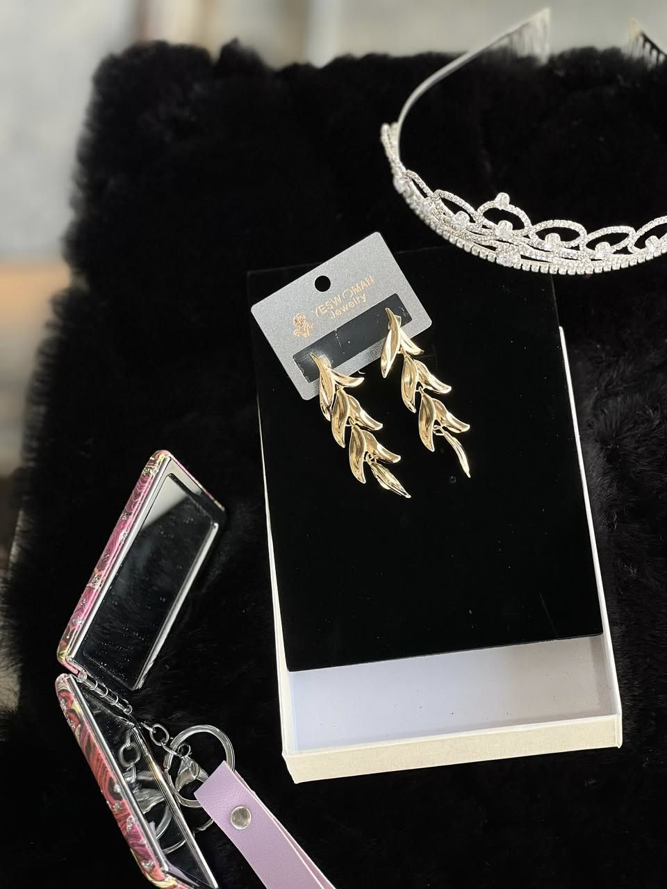 ✨. 
 

 � ليس كل ما يلمع ذهباً… لكن تراجيكِ تلمع بالفخامة

تراجي بنترست الاصلي 😍🔥

طلاء ثابت مدا الحياه 👌🏼💎

متوفره بعده موديلات مختلفه وجميله 🦋☀️

يتوفر توصيل لجميع الاقضيه والمحافظات 🚗

عانه/ السوق الثاني / مقابل مدرسه ابن الجبير / مجاور صياغه بغداد


**إذا كنت صاحب هذا الإعلان وتريد حذفه لأي سبب، رجاءا أرسل رسالة إلى الدعم الفني**