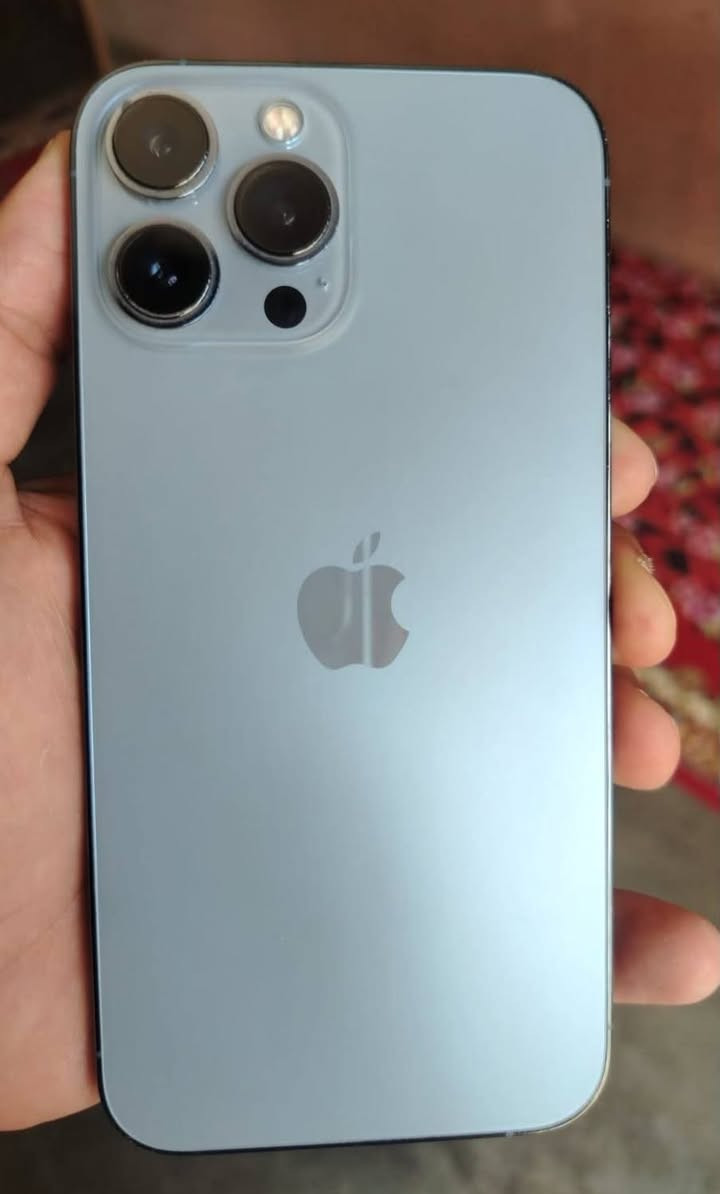 ايفون 13 pro max
ذاكره 256  بطاريه 93مرفوعة  شاصي نضيف مكان شهربان 
سعر  750وبي مجال للاستفسار***********
