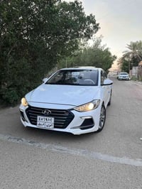 للبيع   النترا 2019 خليجي سوبر محرك 2000 دوش   مكفولة بدون حادث بدون ض...