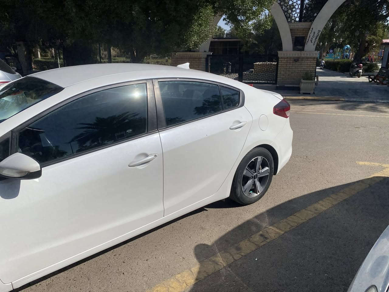 سلام عليكم ورحمة الله وبركاته للبيع كيا فورتي 2018 وارده أمريكي قبق جنطه وبيه كلير  قطعتين امريكا سعر 120 
رقم الهاتف *********** مكان سياره نزلت جسر الاسكان
