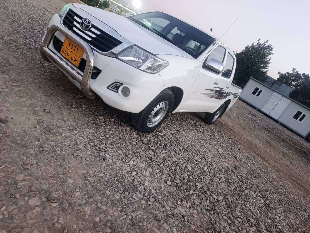 مةرزية 2007سعودي بتل ناوسور جام كارةبا بةشةرتي كيرو مكينة ئةكسل جوارةقةمة جوار تاية لوك يةك دينار مةسرةفي نيية سةيارةكة نمونةية لةجواني سةنةوي تازة بةسةر جووة بةناوي خومانة  هيج دةعمي نيية سةقفو شاني حيزام بةشةرت شوين لةزكةي  بوياخي هةية ***********//*********** دار بنديهكان, السليمانية
