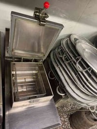 جدر كنتاكي دجيتال نضافه 90/100السعر 1400000الاستفسار اتصال او واتساب 0...