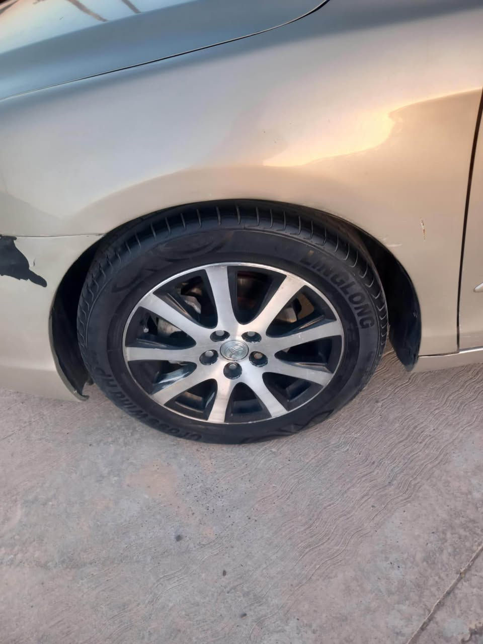 السلام عليكم تيوتا اوريون   خليجي سيارة اقل الحزام
فول موصفات بصمه كأمره شاشه سلايت 
كامري موديل ٧ كير محرك تبريد صدر خلفي أمامي كله بشرط سياره فول  محرك ٦ سلندر  رقم سنويه جديد شرط التحويل ٨٥ وبيها مجال قليل ضرر قبق صندوق شي بسيط جاملغ خلفي سيارة جاهزه بيجي, صلاح الدين


**إذا كنت صاحب هذا الإعلان وتريد حذفه لأي سبب، رجاءا أرسل رسالة إلى الدعم الفني**