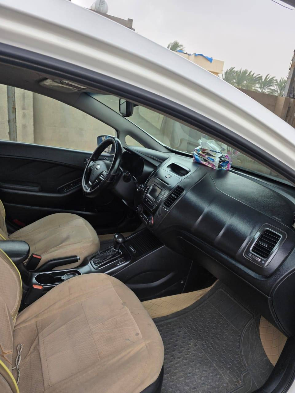 السلام عليكم سيراتو 2015 كفاله عامه عدة الباب بيهة صبغ كشن كهرباء بصمه تنته السعر ١٣٥
المكان ديالى الخالص 

‏‪0782 629 7961‬‏
محمد الموسوي
