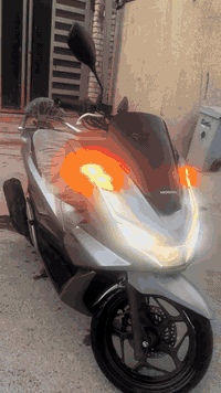 سلام عليكم
PCX
كفاله عامه كلها شغال
دراجه ياباني لون مميز
للمعلومه ماحب أصور هواي 
عندي هذا التصوير فقط 
سعرها 22 ورقه وبيها مجال 
مكاني بلشعب 
للاستفسار ***********
