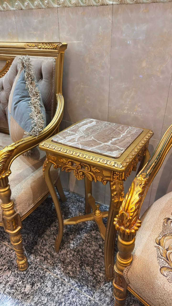 تخم مصري زان عشره مقاعد مستعمل مع طبلات مرمر طبيعي طبله وسطيه وطبلتين جانبيه
مع فاترينا للبيع


**إذا كنت صاحب هذا الإعلان وتريد حذفه لأي سبب، رجاءا أرسل رسالة إلى الدعم الفني**