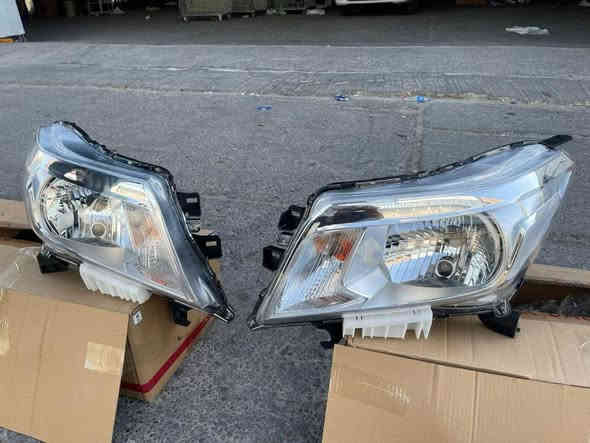 السلام عليكم 
تعلن شركة الزهراء 
عن توفر ادوات نيفارا 
دعاميه امامي 
دعاميه خلفي 
فول لايت 
بك لايت 
بطاين جاملغ امامي 
بطاين جاملغ خلفي 
راديتر ماء 
حاضنه مروحه 
شريط إستيرين 
درع محرك 
بروجكتر 
بغداد السنك مجمع مينا  
للاستفسار مراسله الصفحه 
او الاتصال *********** 
يتوفر توصيل للجميع المحافظات
