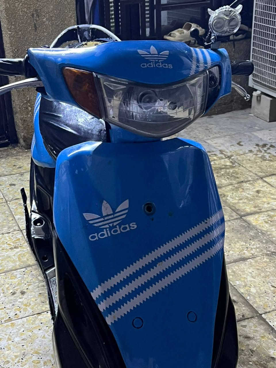 سلام عليكم  دراجة للبيع  جقمة ماكس  عطل بس سلف وبريك امامي  السعر 250بيها مجال


**إذا كنت صاحب هذا الإعلان وتريد حذفه لأي سبب، رجاءا أرسل رسالة إلى الدعم الفني**