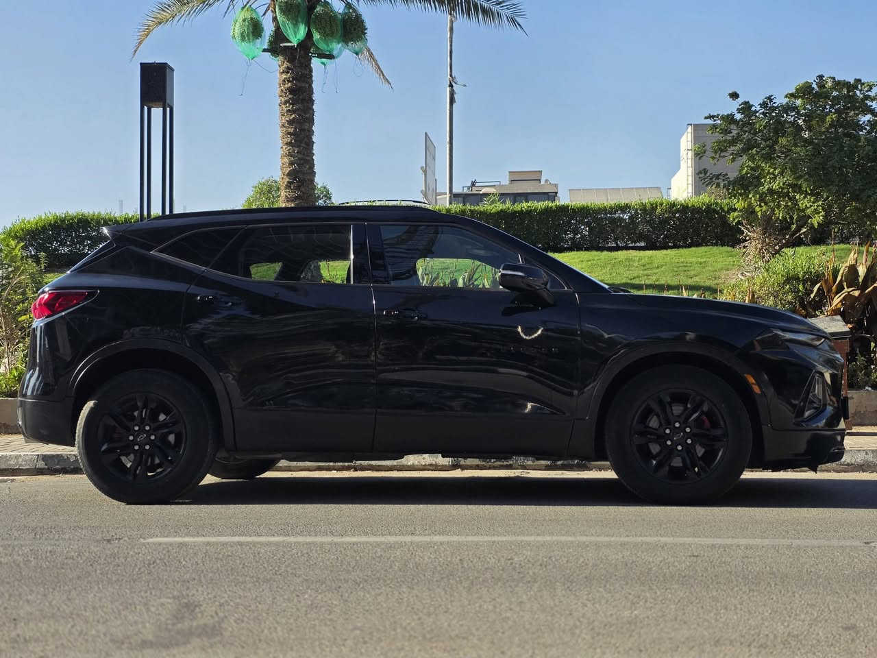 بليزر 2020 LT2 للبيع ب 188 بيها مجال
شيفروليت بليزر LT2 موديل 2020 🚗
رقم حلو مميز
لون أسود ملكي ⚫

السيارة بحالة الوكالة وعلى جدول الصيانة الدورية ✨

محرك ستة سلندر صاروخ 3.6 ⚙️
 كير 9 نمر 308 حصان 🚀 

سيارة ماشية 42000 الف ميل فقط 📈

سيارة صاروخ ونشطة لادوانز ولا دوخة راس 🚀

سيارة ما مشممها بنزين عادي كله محسن ⛽

سيارة كلش نظيفة من داخل وخارج 🧼

بيها نظام 4 سلندر بالمشي المستقر 📉

بيها 5 انظمة 🕹️

نظام دفع امامي تو ويل 🔹

نظام دفع رباعي فورويل 🔹

نظام سبورت 🔹

نظام طرق وعرة 🔹

نظام سحب مقطورة 🔹

تبريد ثلج منفصل امامي وتبريد خلفي ❄️

تدفئة كشنات 🔥

تشغيل عن بعد 

صندوك كهربائي شفط 

مرايات جانبية ووسطية تعتيم 

نقاط عمية بالمرايات الجانبية 👁️

حساسات خلفية 🚨

كاميرا خلفية دوارة 📸

زيت موبل اصلي ابدلها 🛢️

رقم شاصي وسونار بالصور 📄

مكاني بغداد اليرموك 📍

*********** 📞

 السعر 188 ورقة بيها مجال للطيبين بيك خير وتدلل 💸
