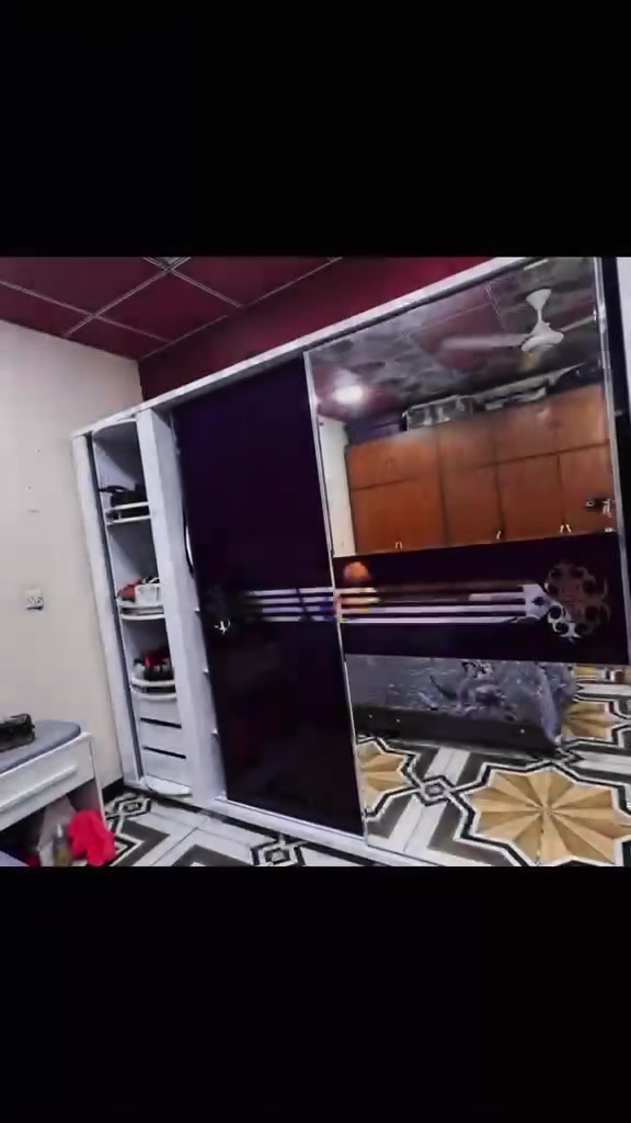 غرفة نوم مستعملة  شهرين اريد ابيعها لشراي يدخل خاص ويدلل وكدامكم نضافتها وجديده بعدها جربايه ام نفر موضح بل صوره


**إذا كنت صاحب هذا الإعلان وتريد حذفه لأي سبب، رجاءا أرسل رسالة إلى الدعم الفني**