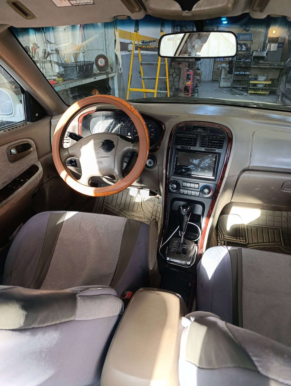 كيا اوبتما ٢٠٠٥ وارد امريكي مصبوغ عام جماليه حادثه جاملغ امامي ايمن . سياره جاهزه  كير محرك تبريد كله تمام صدر مبدله جديد . بيع او مراوس بيك اب دبل قماره حصرا 
*********** / ***********
