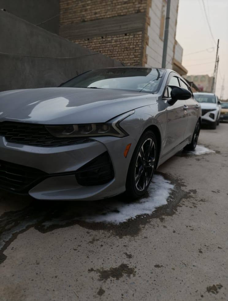 مكلف بنشر رقم صاحبها بمنشور تفاصيل وسونار مذكورة
سلام عليكم كي فايف موديل 22 فول للاخير ماعده تدفئه كشن بنيد مبدل وقبق جنطه نفسه معدل ومواصله للحوض ضربه معوقين بعد سنه وصير حره رقم قادسيه مراوس اوبتما 20 او سوناتا 21    *********** مكان دوانيه
